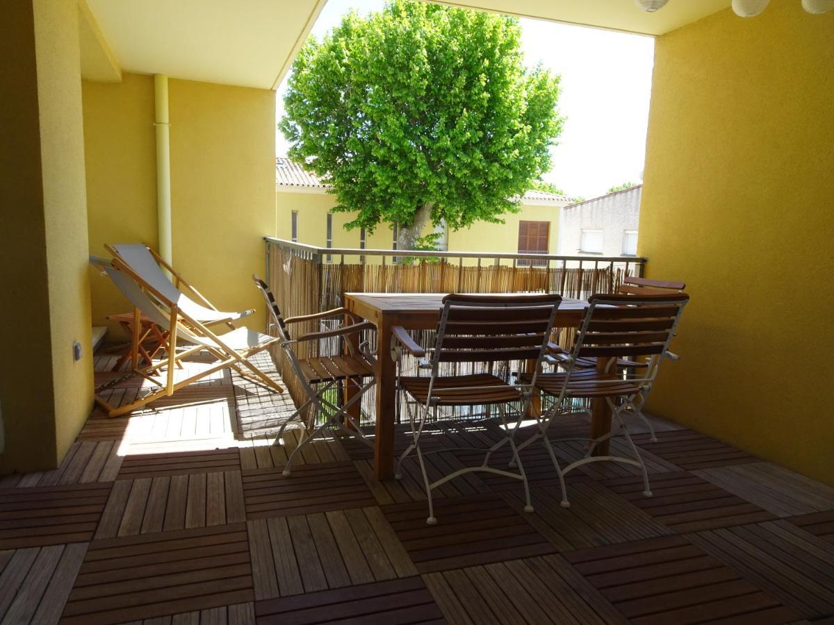 Apartamento Les Manades Aigues-Mortes Exterior foto